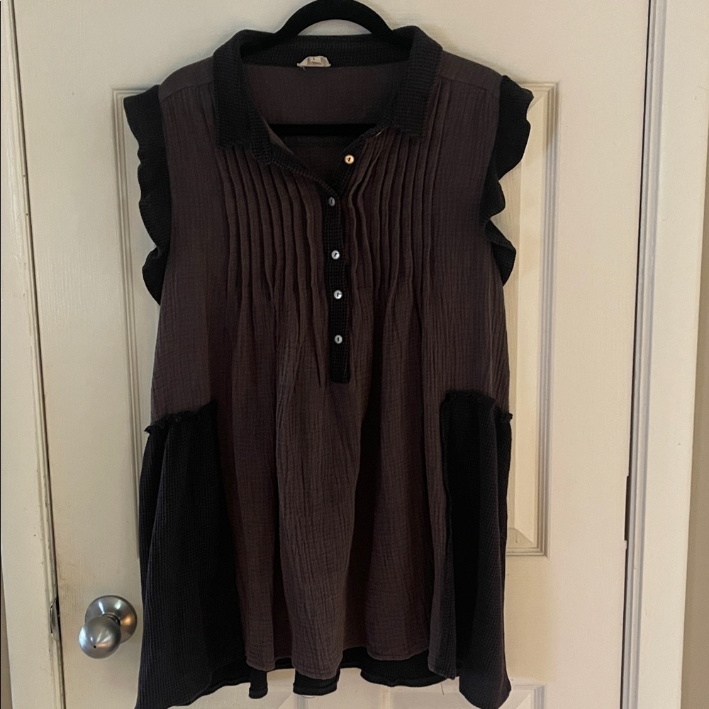 POL Black and Gray oversized Textured Top